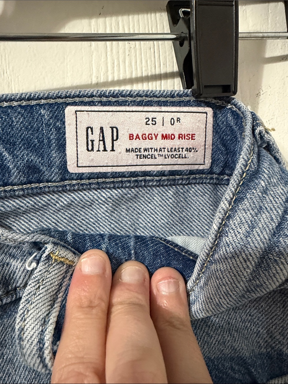 NWOT GAP Baggy Mid-Rise Ultra Denim Soft Light Wash Jeans Y2K 90s Size 25/0 - Picture 4 of 10